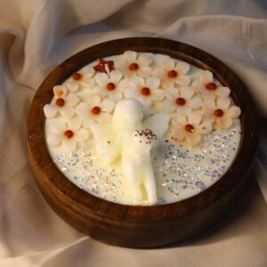 vanilla petal swirl candle